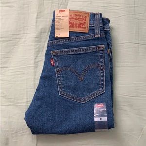 BNWT Levi’s Wedgie Skinny Jeans